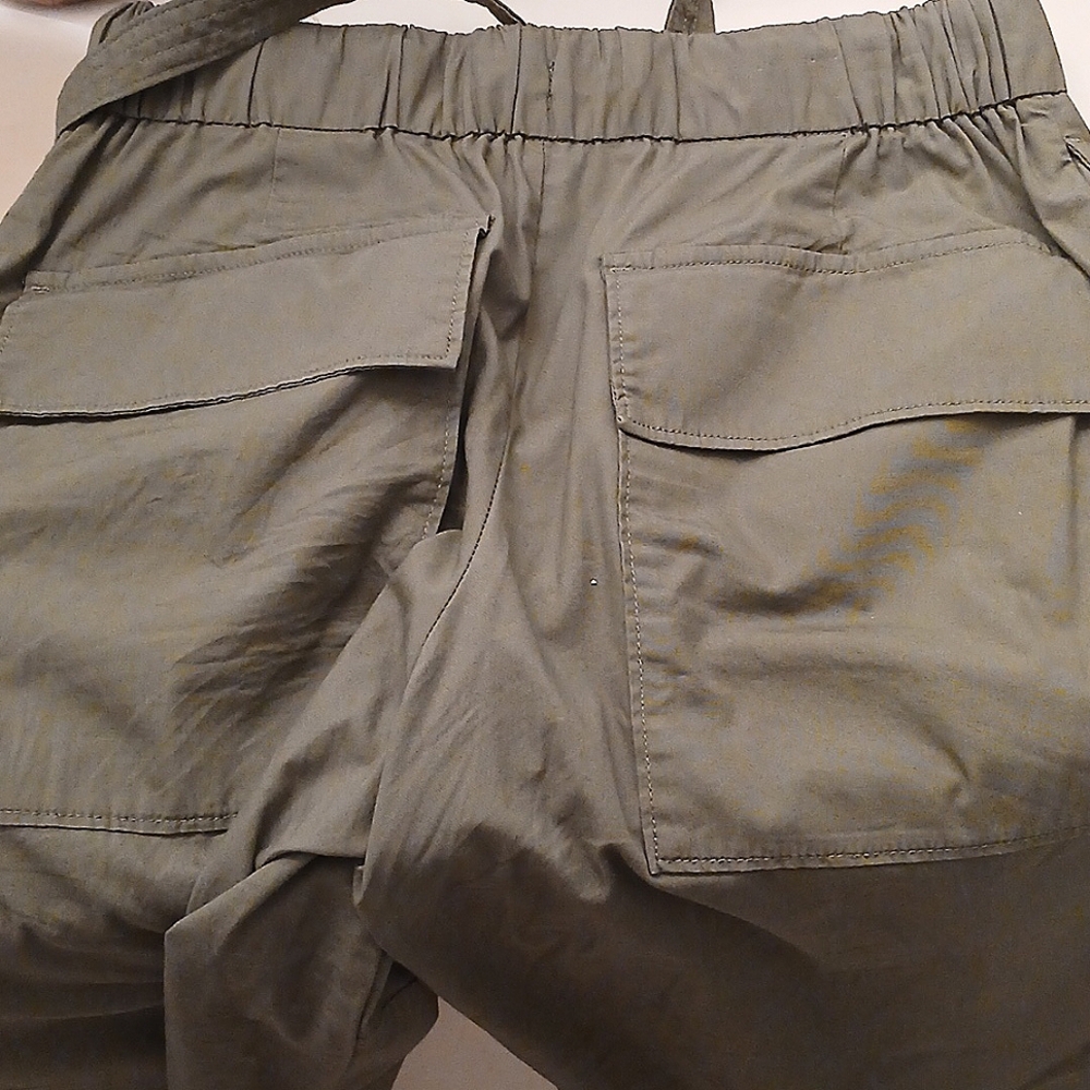 Banana Republic Military green all cotton 100% straight leg pants